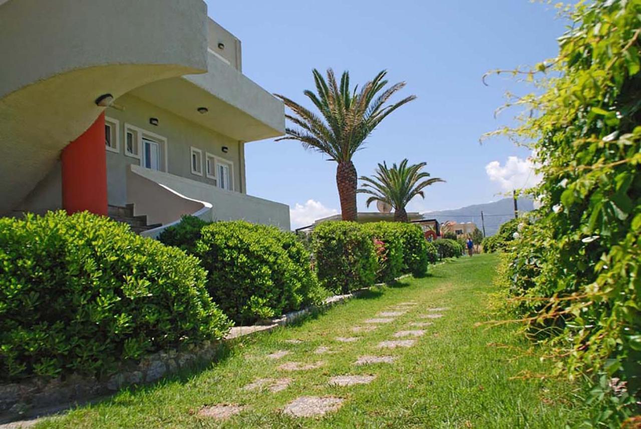 Ermioni Hotel Paralia Kourna Bagian luar foto