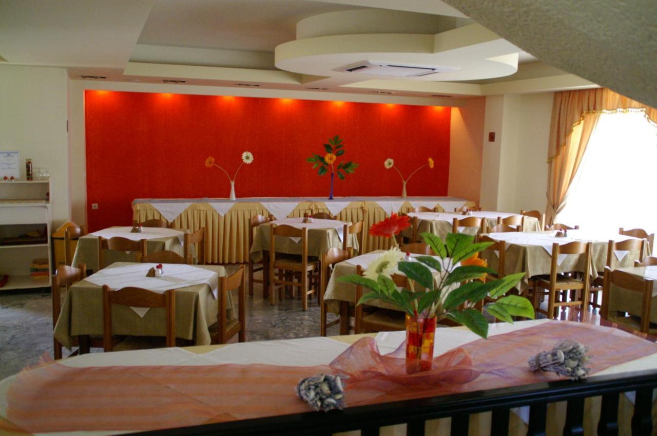 Ermioni Hotel Paralia Kourna Bagian luar foto